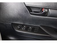 2019 Toyota Hilux Revo DOUBLE CAB 2.4 Z Edition J Plus เกียร์ธรรมดา 6 สปีด สีขาว 4ประตูตัวเตี้ยแซดอิดิชั่น สวยจัด รูปที่ 11